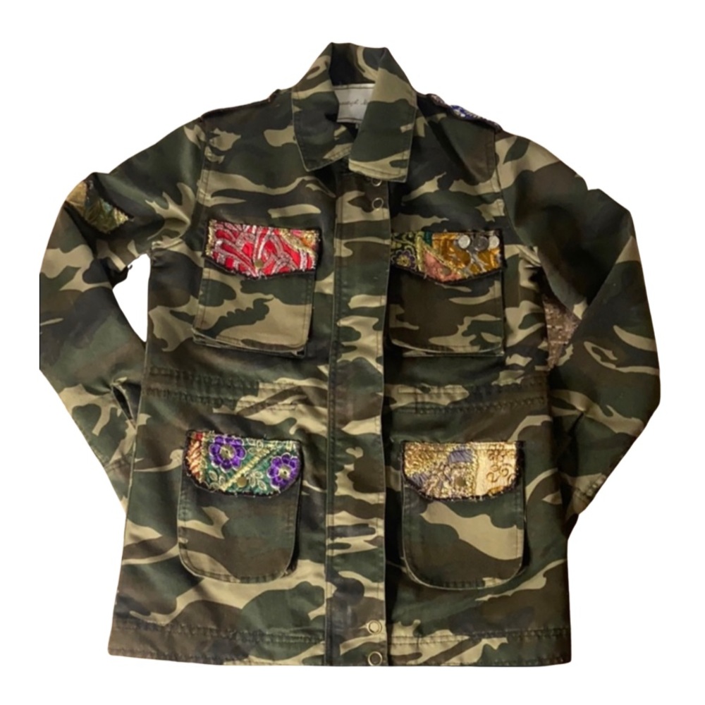 Women’s Vintage Camo Jacket